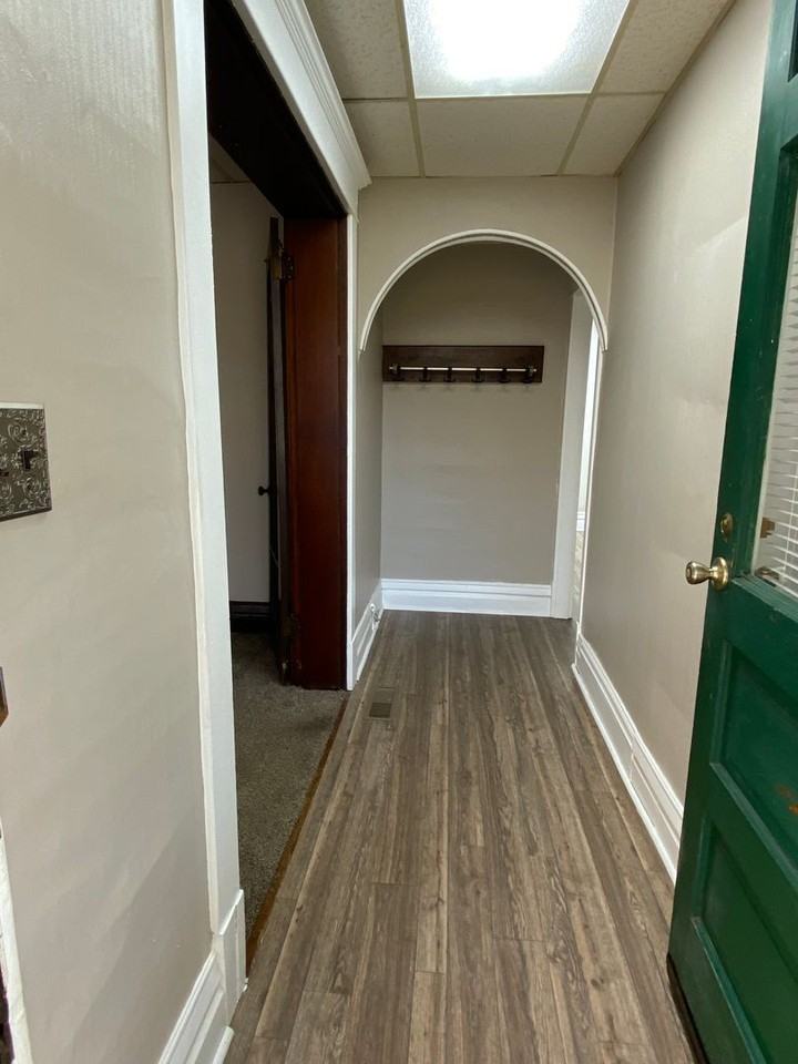 528 Front St - Photo 3 of 15