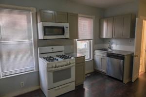 featured image of 605 Lansing St