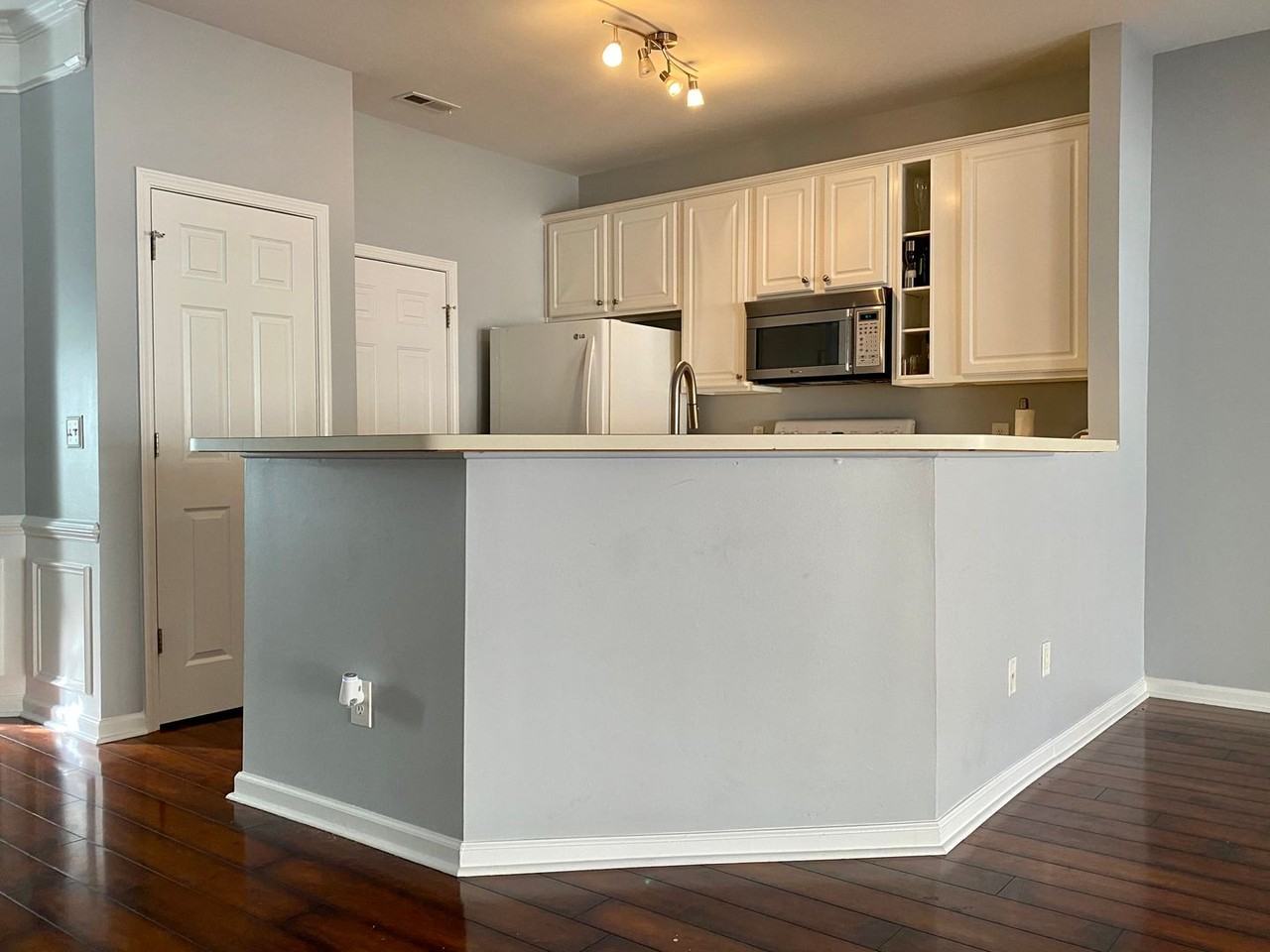 4226 Camden Woods Court - Photo 6 of 12