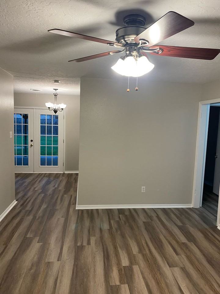 4722 Se Mieling Dr - Photo 3 of 22