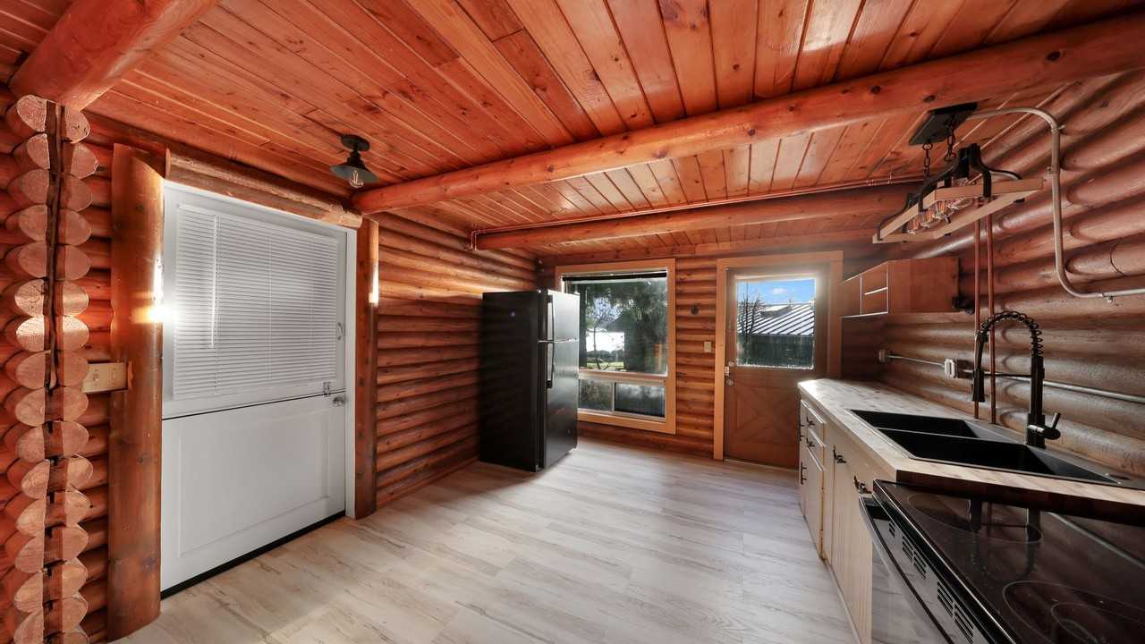 Twin Lagoon - Photo 2 of 8