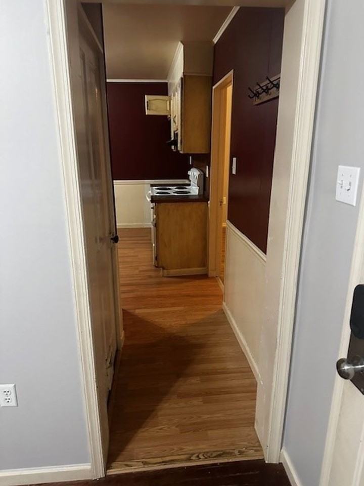 50 Lincoln Ave - Photo 7 of 30