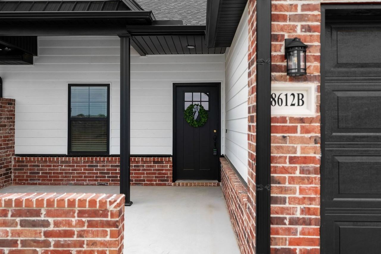 10108 Talavera Trl - Photo 2 of 19