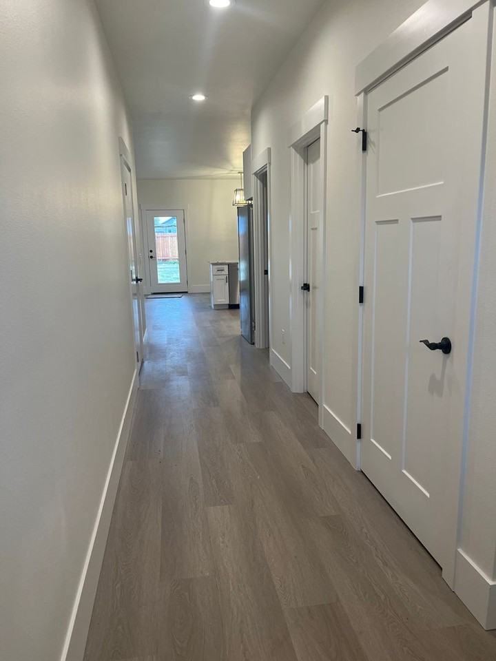 732 Periander Way - Photo 3 of 31