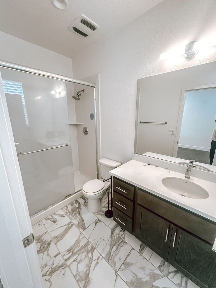 815 Barney Cmn - Photo 4 of 21