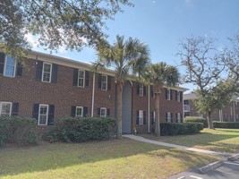 featured image of 21 Rivers Point Row