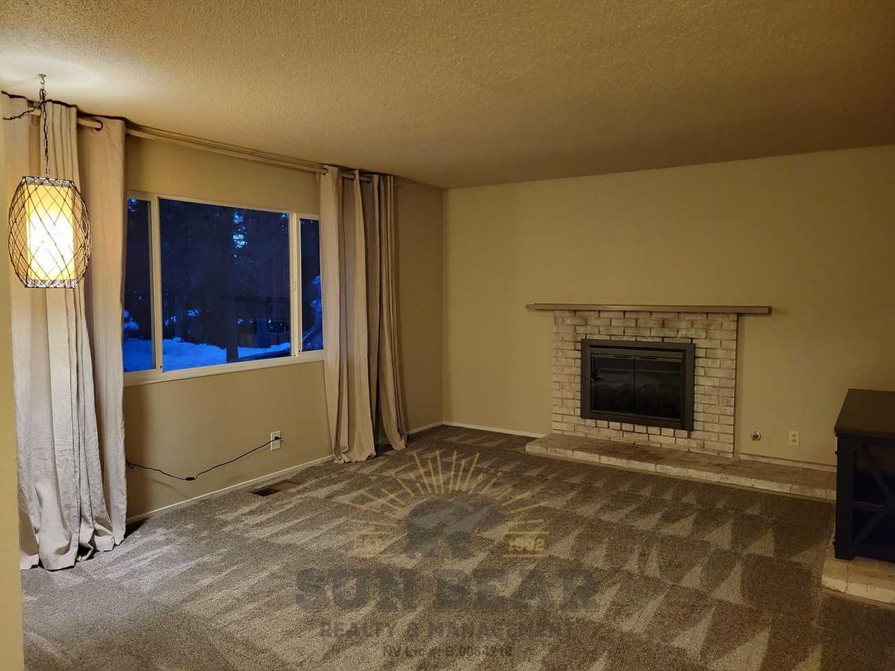 874 S Dyer Cir - Photo 2 of 10