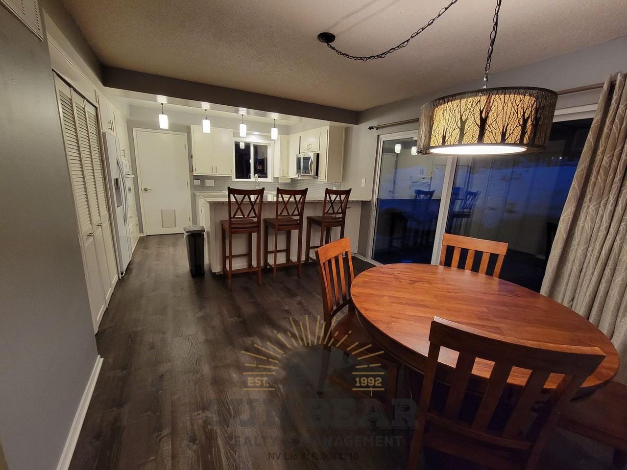 874 S Dyer Cir - Photo 3 of 10