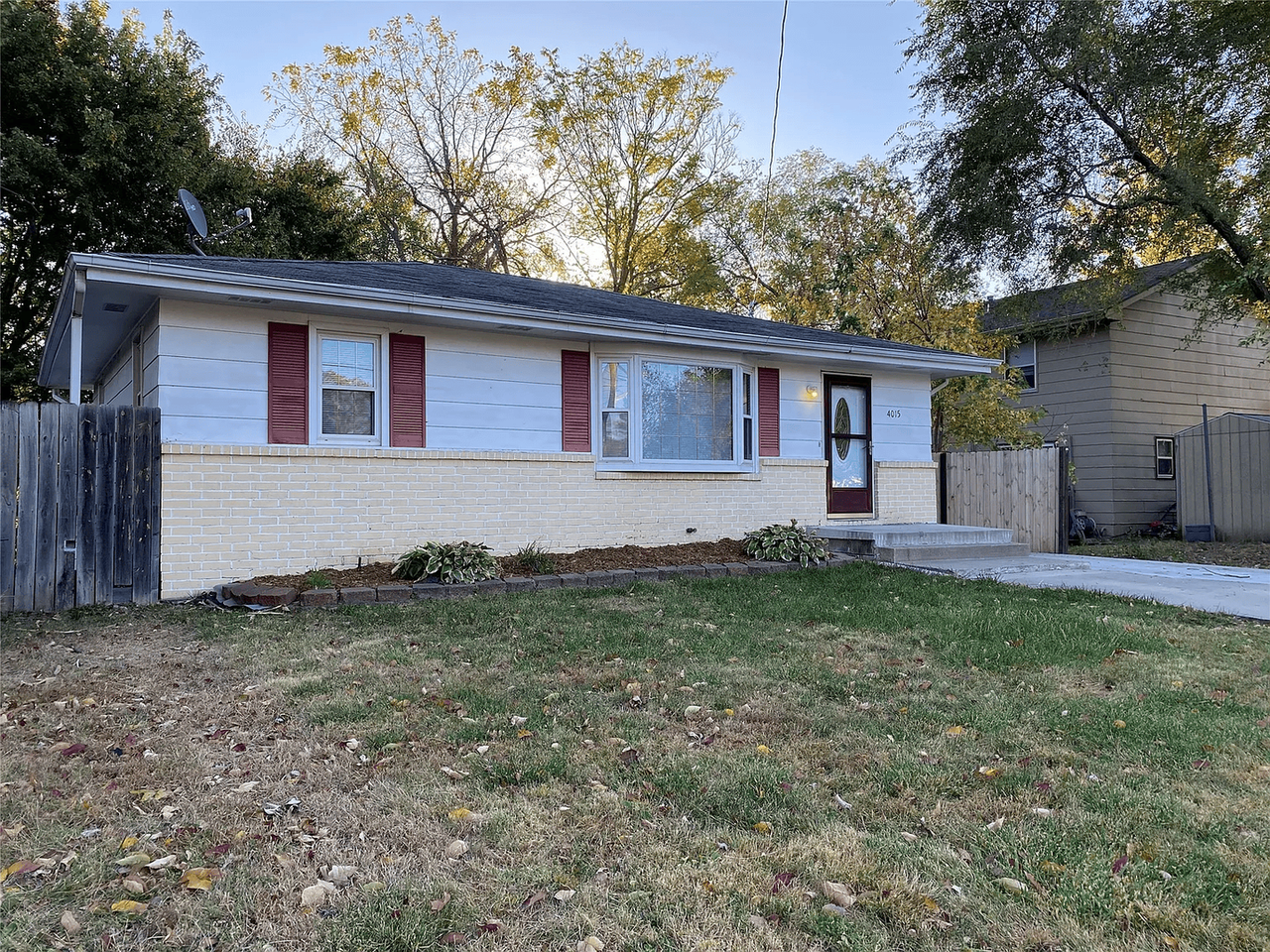 4015 Se 1st St - Photo 2 of 20