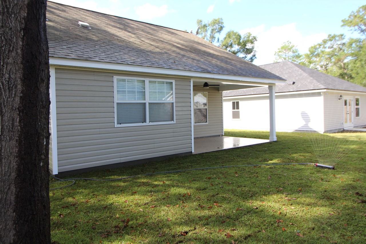 127 Lance Lane - Photo 2 of 11