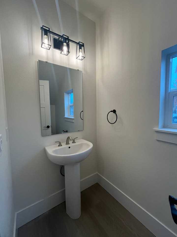 720 Periander Way - Photo 3 of 27