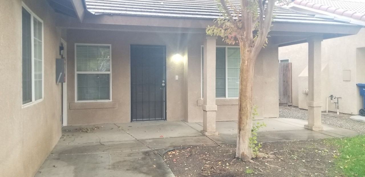 815 Greenwood Meadow Ln - Photo 3 of 14