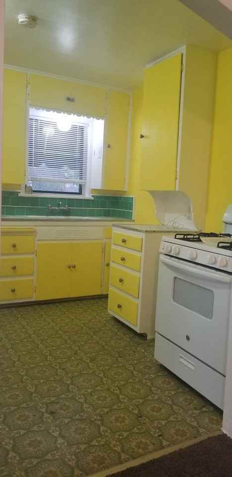 2500 Lake St #B - Photo 4 of 13