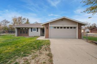 907 49th Ave - Photo 1 of 1