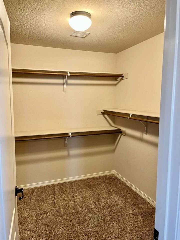 14776 Tim Hardaway Dr - Photo 4 of 34