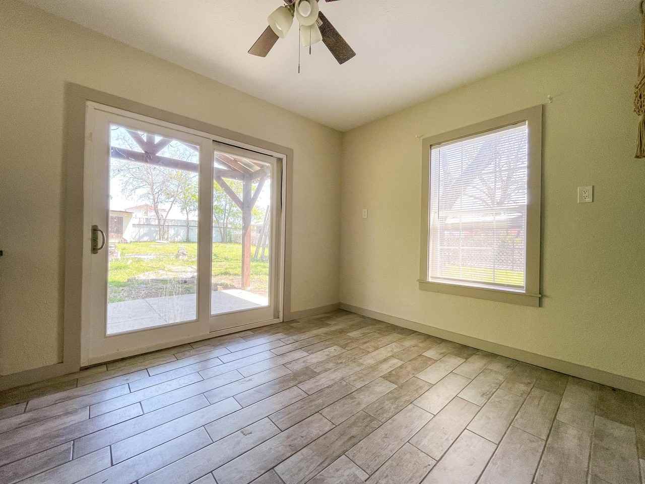244 Ridgewood Ave - Photo 3 of 30