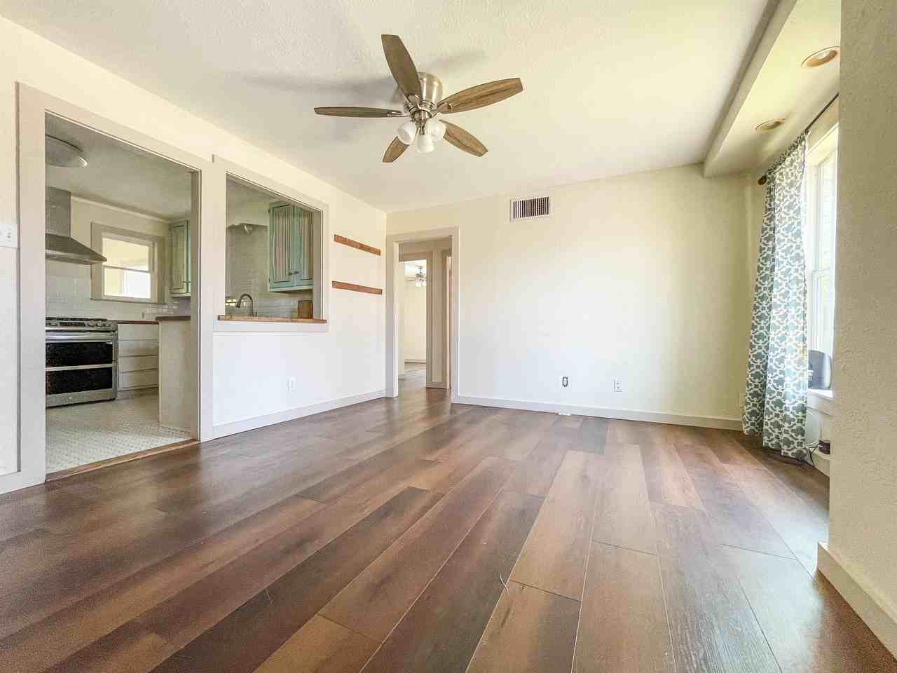 244 Ridgewood Ave - Photo 4 of 30