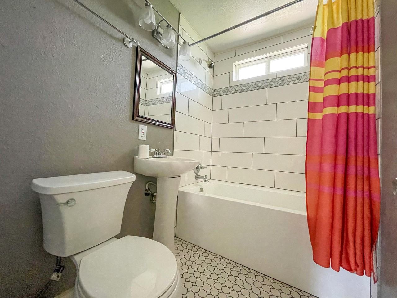 244 Ridgewood Avenue - Photo 3 of 30