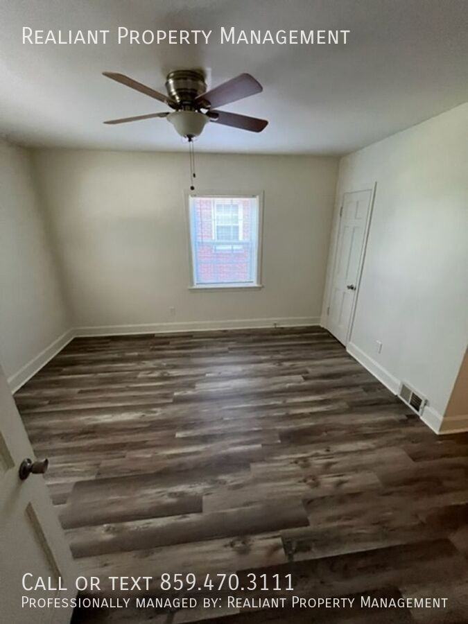 319 Lafayette Pkwy - Photo 3 of 14