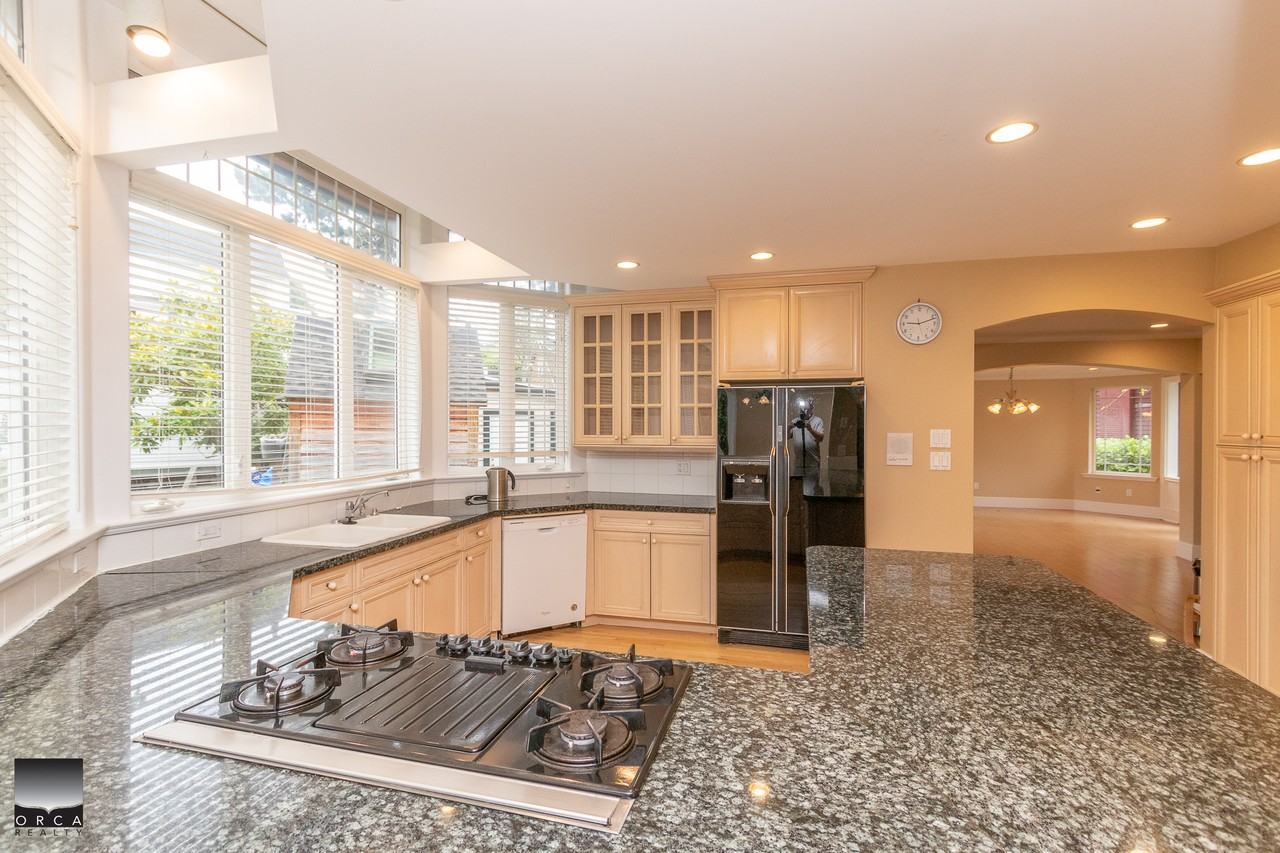 4368 Jericho Cir - Photo 2 of 50