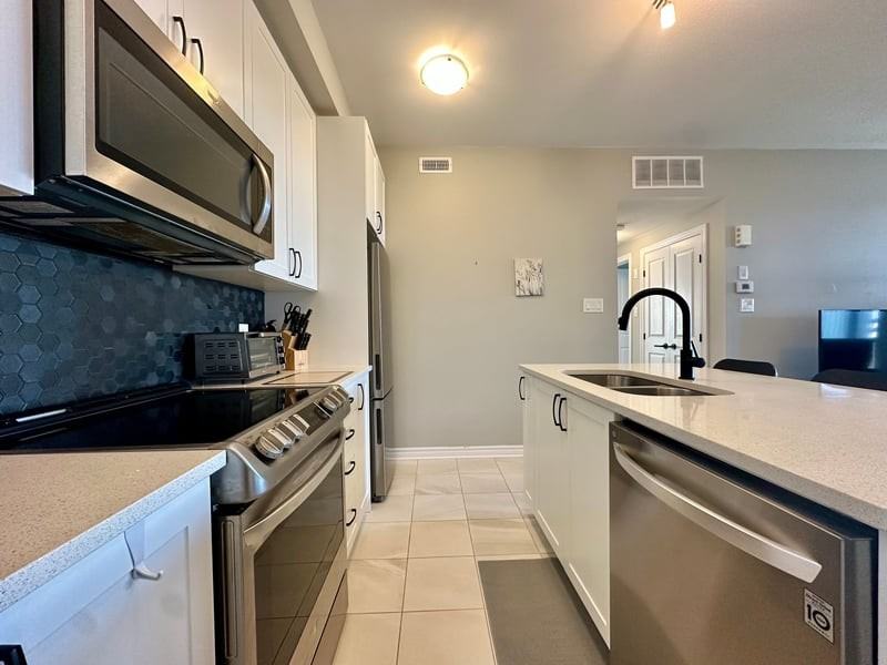 50 Jaguar Private Unit J - Photo 3 of 13