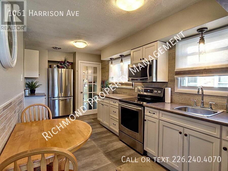 1061 Harrison Ave - Photo 3 of 20