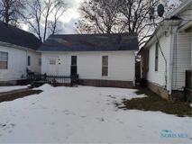 912 Willow Ave - Photo 1 of 1