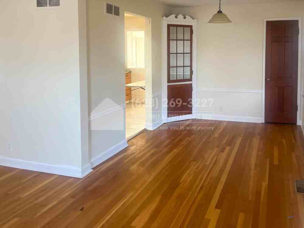 1100 Ashford Dr - Photo 2 of 25