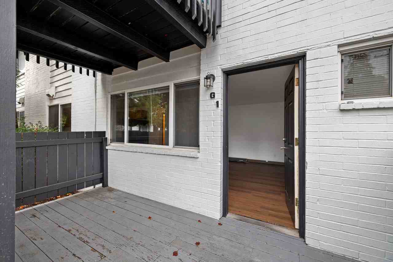 Manhattan Apartments - Photo 7 of 50