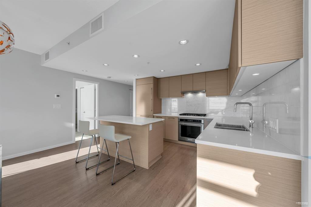 6700 Dunblane Avenue #2508