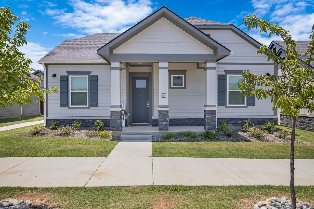 VLux Trails - Photo 4 of 50