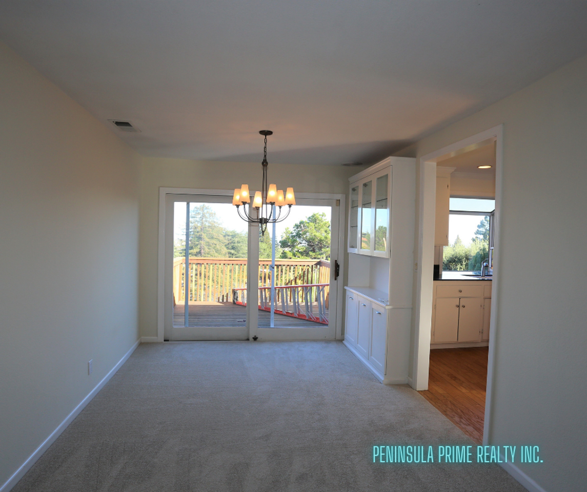 401 Sycamore St - Photo 3 of 12