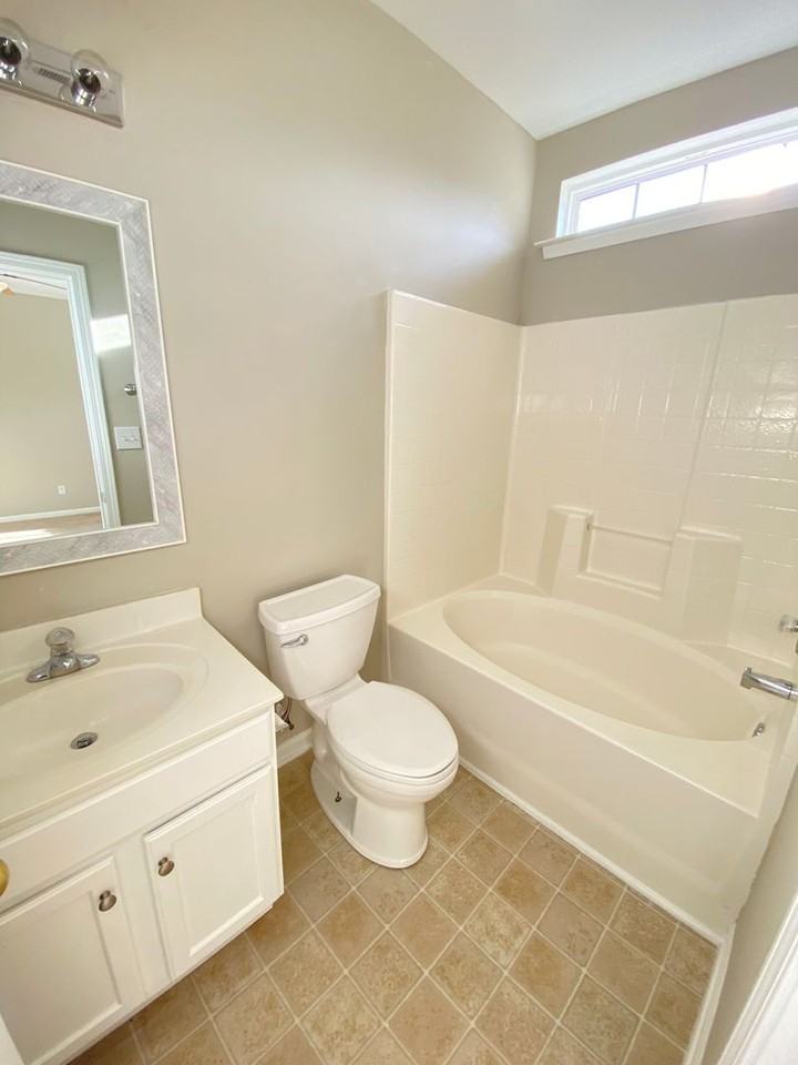 10637 Trolley Run Dr - Photo 6 of 16