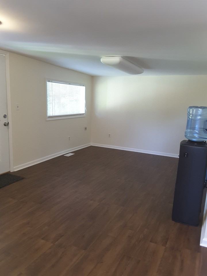 7180 Billingsley Rd - Photo 2 of 12