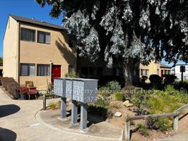 featured image of 956 Trinity Ave