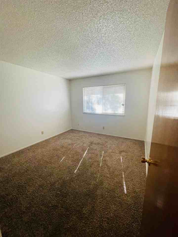 904 Dornajo Way #1 - Photo 5 of 7