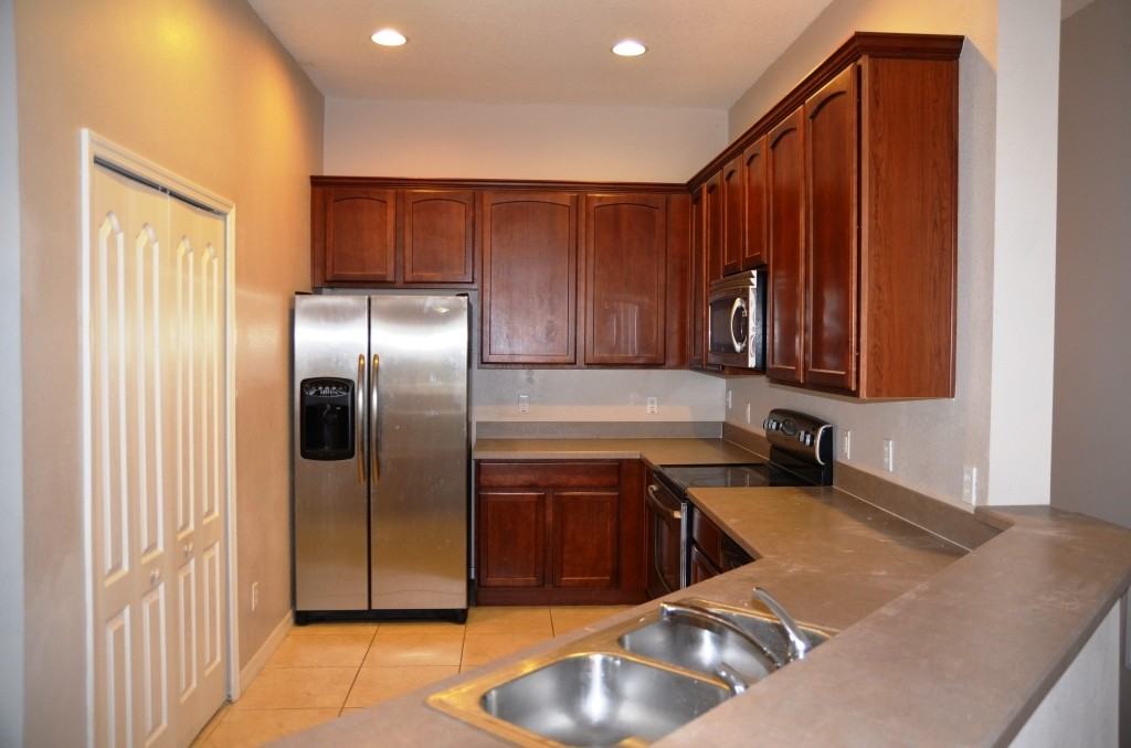 10751 Gran Paradiso Dr - Photo 4 of 10