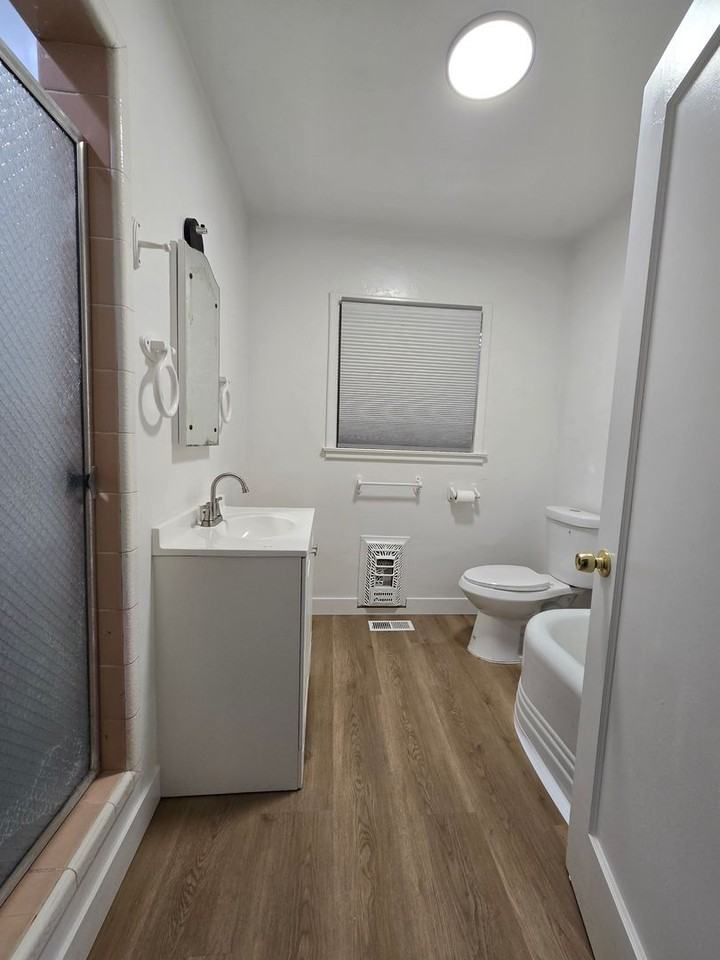 630 Neville St - Photo 6 of 14