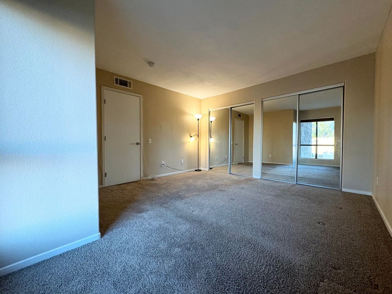45546 Aladdin St Apt D201 - Photo 7 of 16