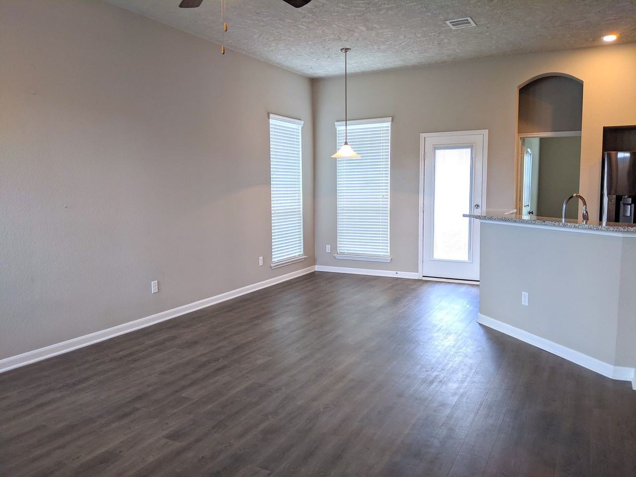 2040 Sorrento Ct - Photo 3 of 18