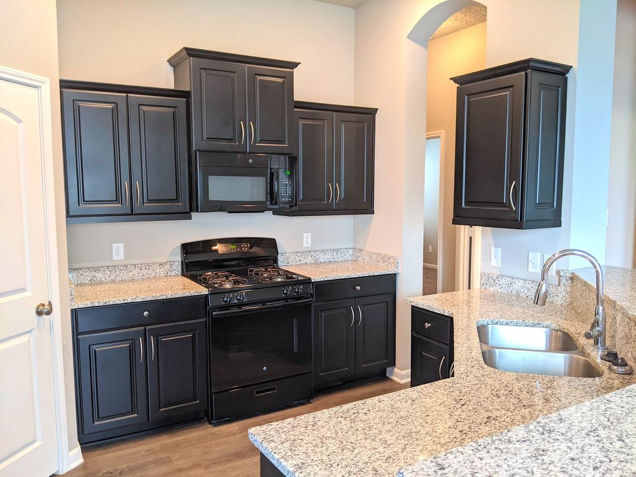 2040 Sorrento Ct - Photo 5 of 18