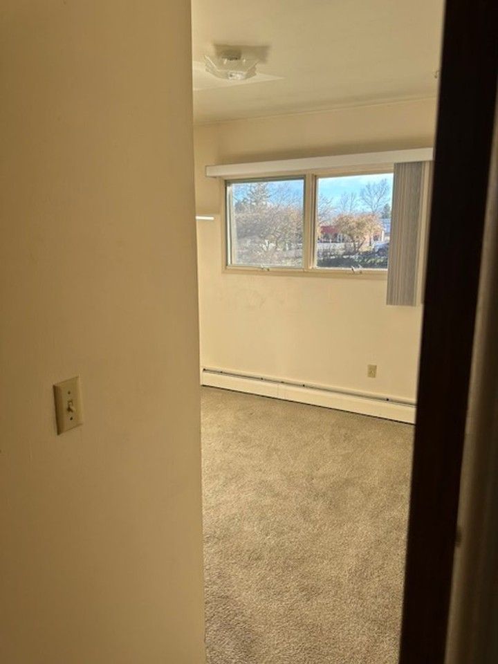 315 N 16th Ave - Photo 4 of 12