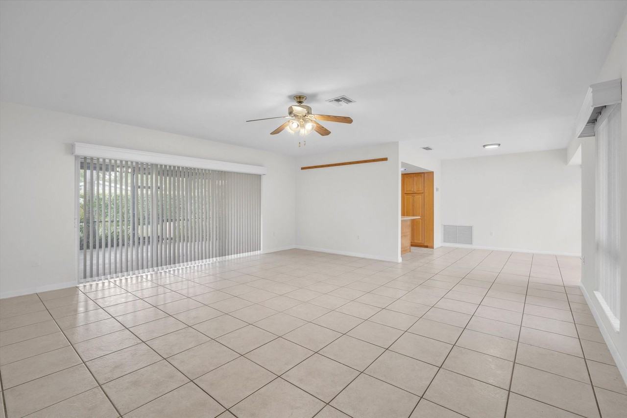 15460 Sw 82nd Ct - Photo 2 of 12