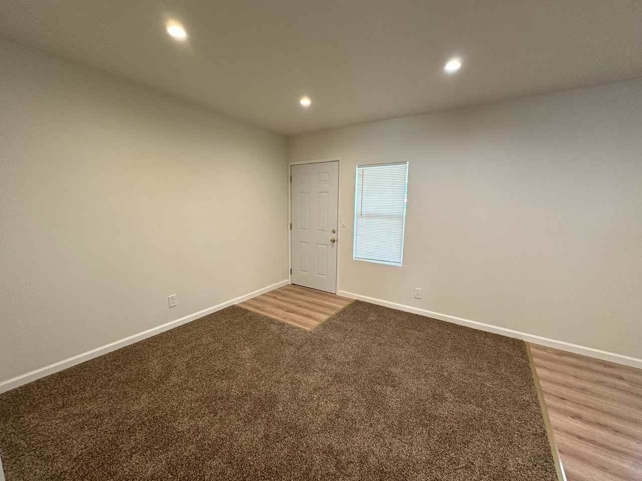 304 Birch St - Photo 6 of 13