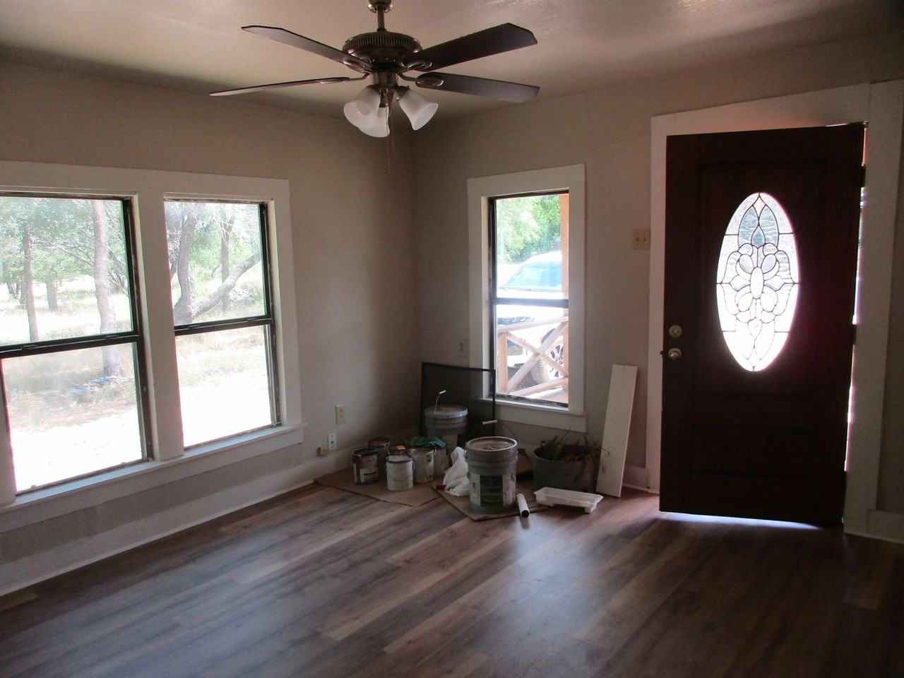 912 Campbell St - Photo 6 of 23