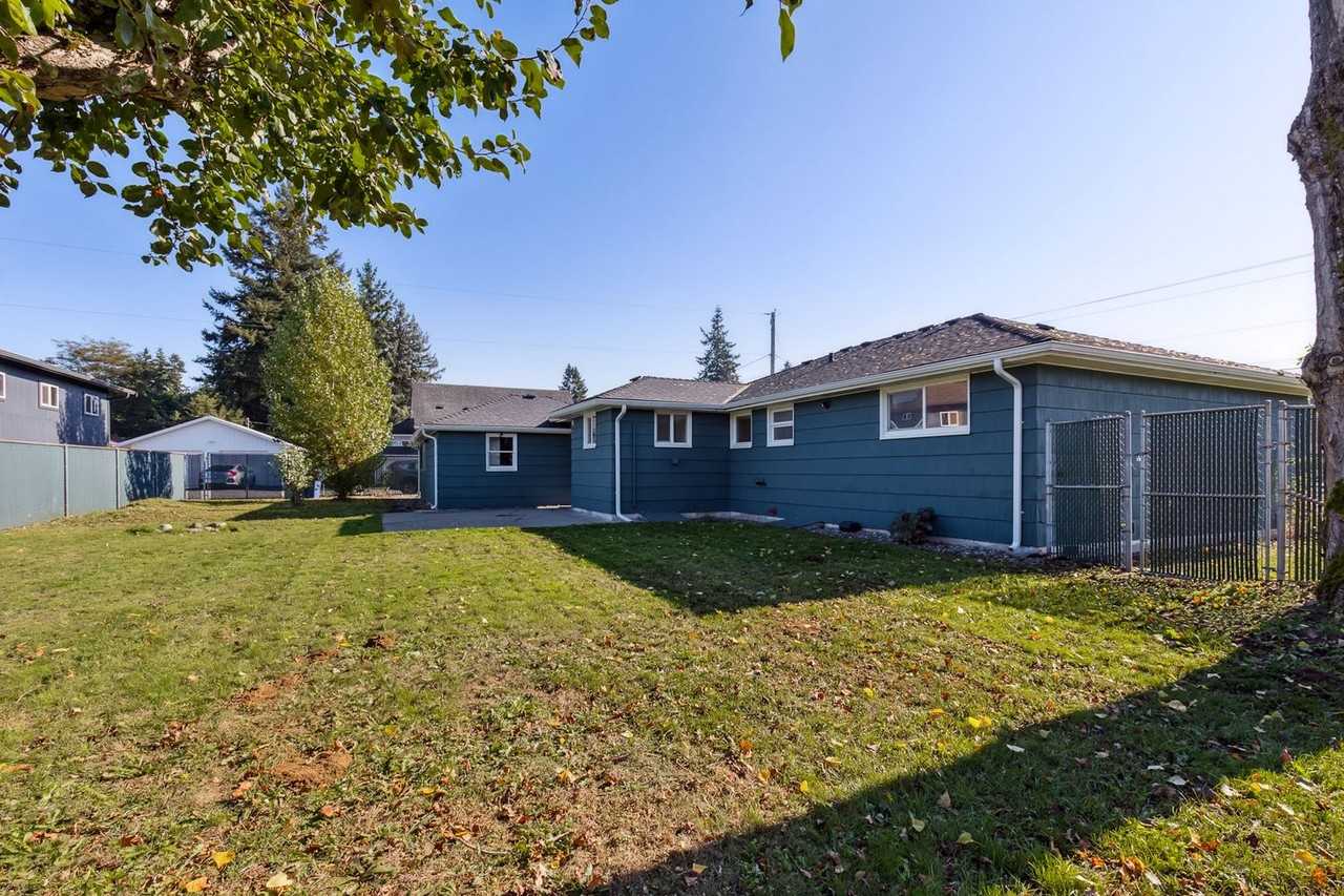 4829 88th St Ne - Photo 3 of 17