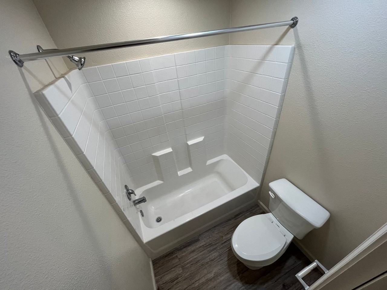 1465A Ash Ave - Photo 7 of 8