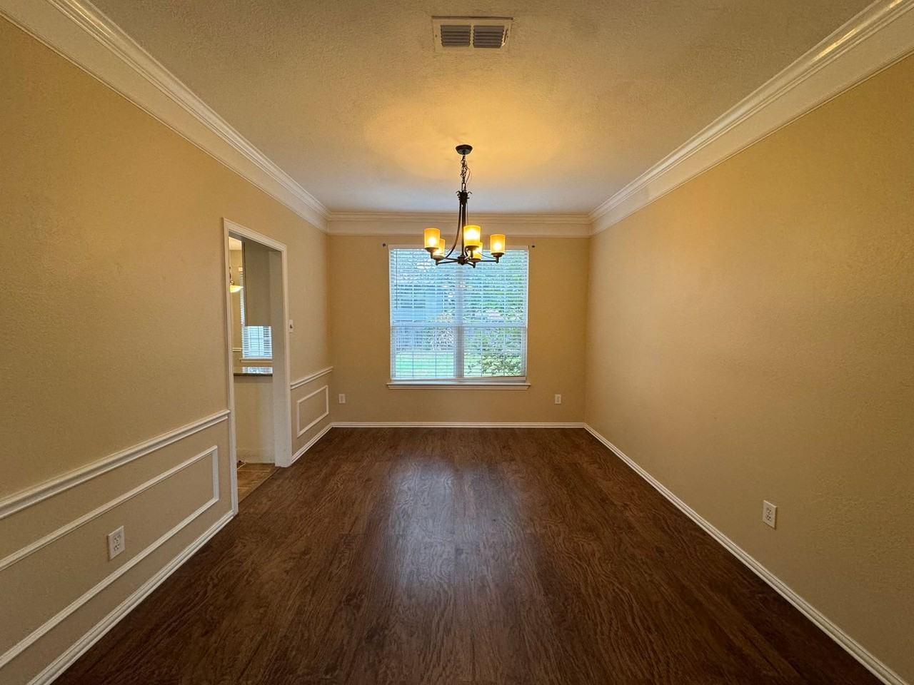 5420 Cold Springs Dr - Photo 5 of 13