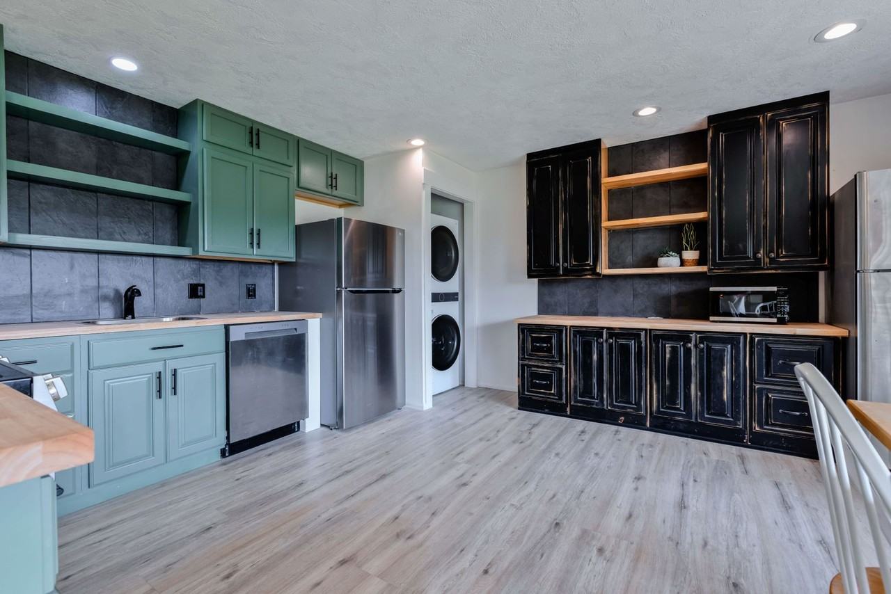 3047 S 2000 W - Photo 5 of 13