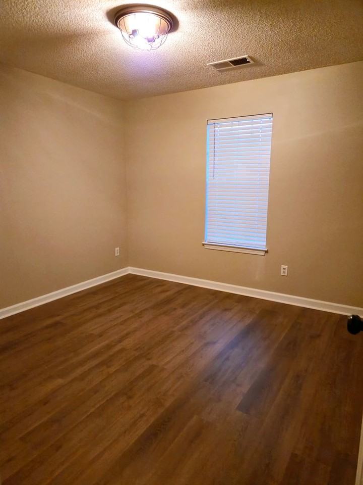 4142 Meadow Chase Cv - Photo 7 of 9